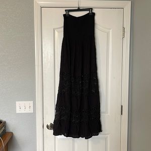 Black strapless dress